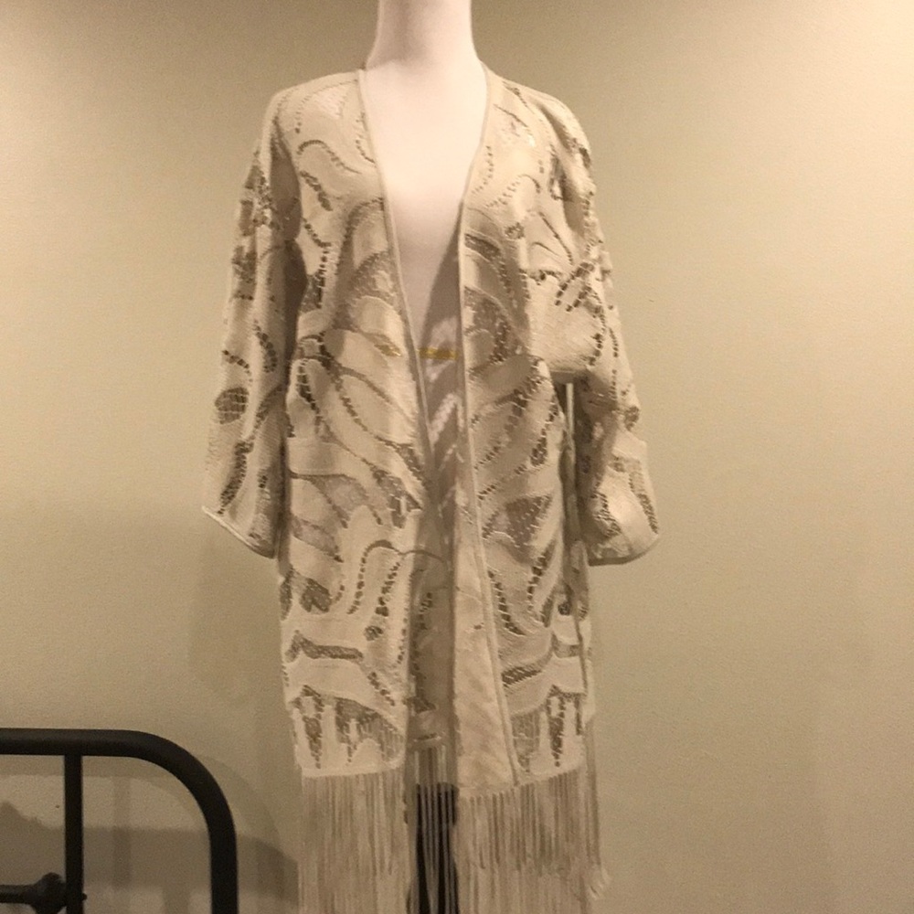 Fringed over wrap